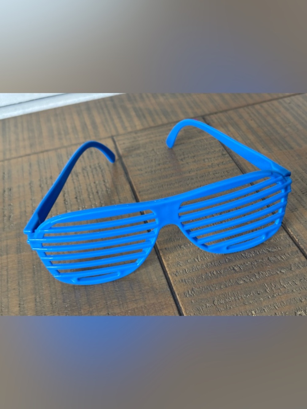 Retro Blue Shutter Shades Sunglasses - 2000s Kanye West Style